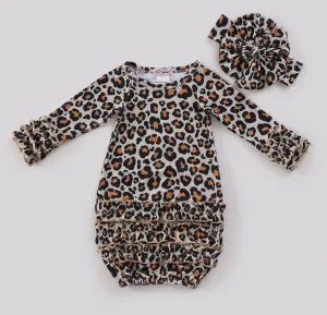 Leopard Newborn Gown w/bow