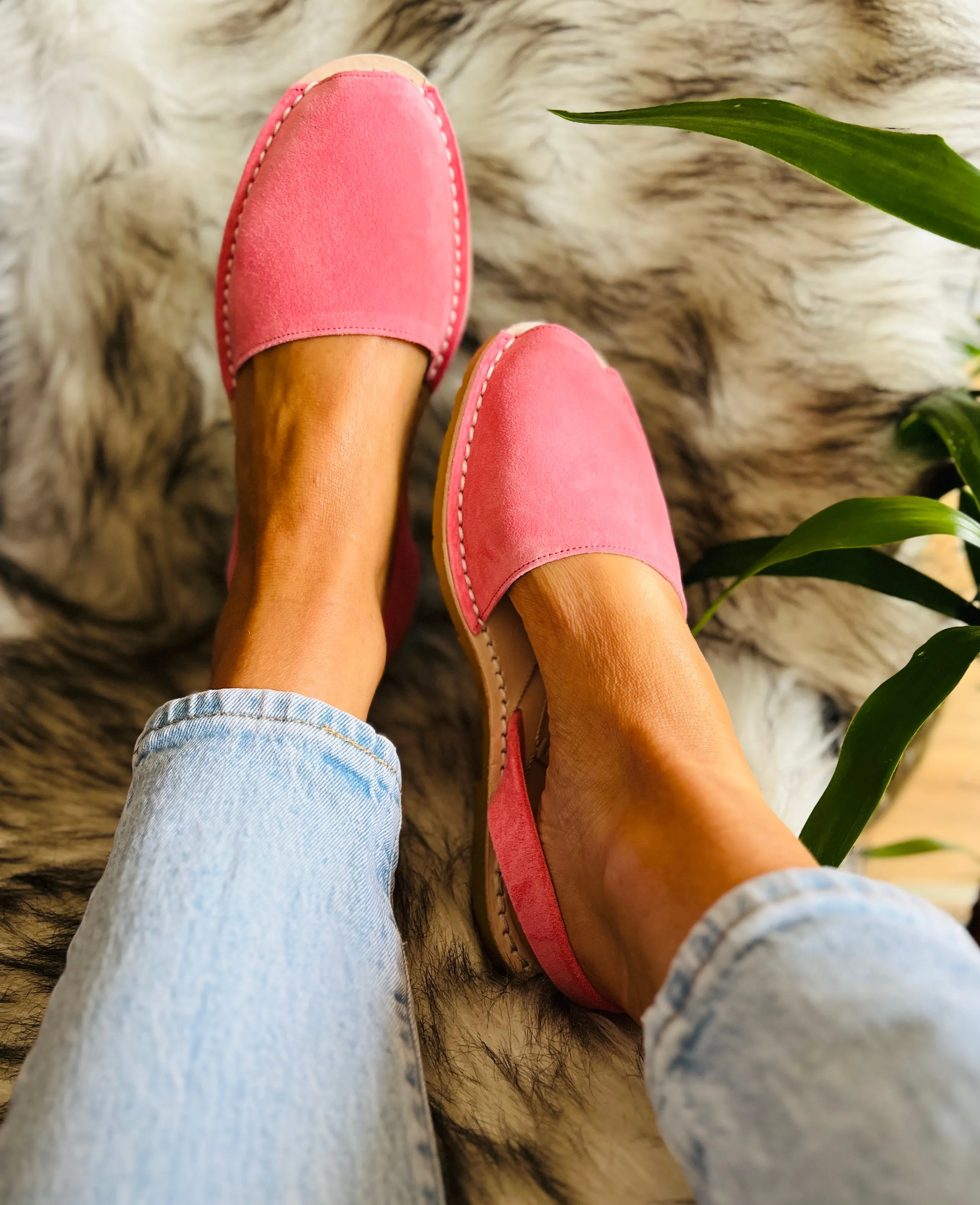 Pink Suede Avarcas